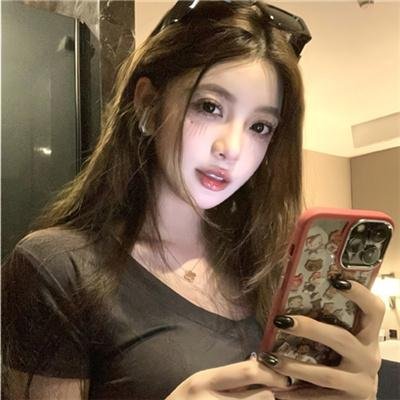 比基尼月亮